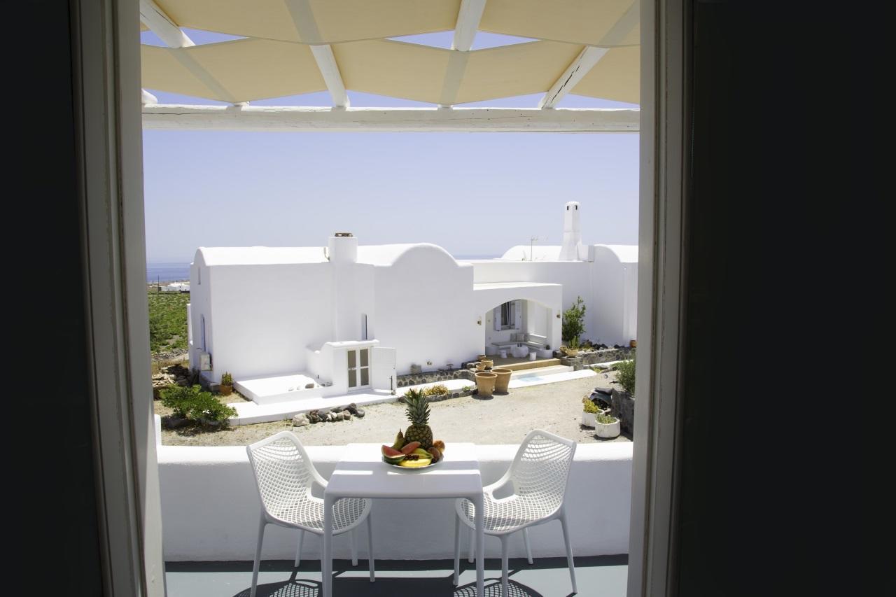 Sakas Residences Karterados  Exterior photo